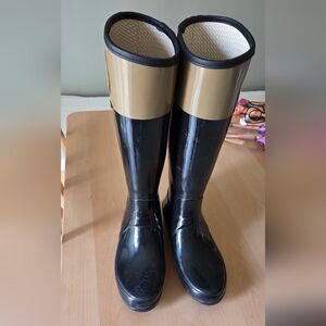 Hunter Black Rain Boot with Cream Interior
